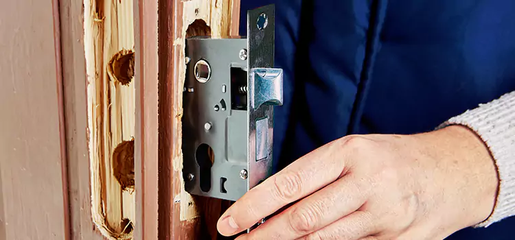 Garage Door Lock Replacement Rotterdam