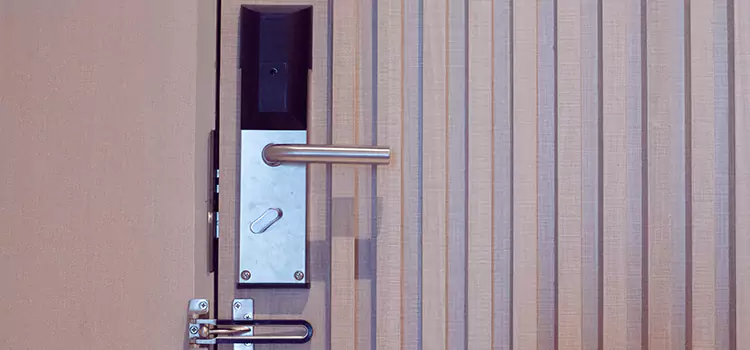Installing a Maglock Rotterdam